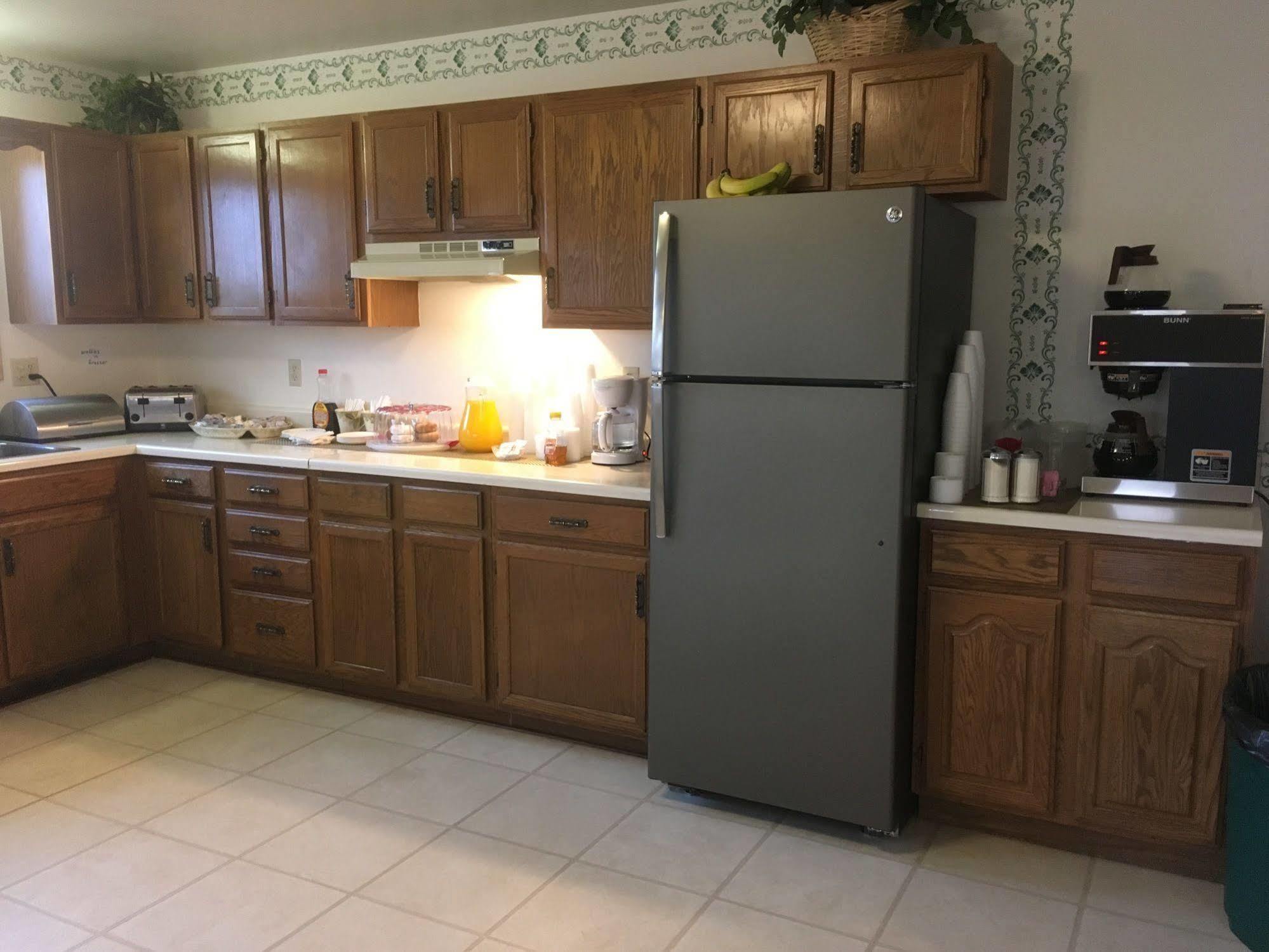 Value Host Motor Inn Marquette Dış mekan fotoğraf